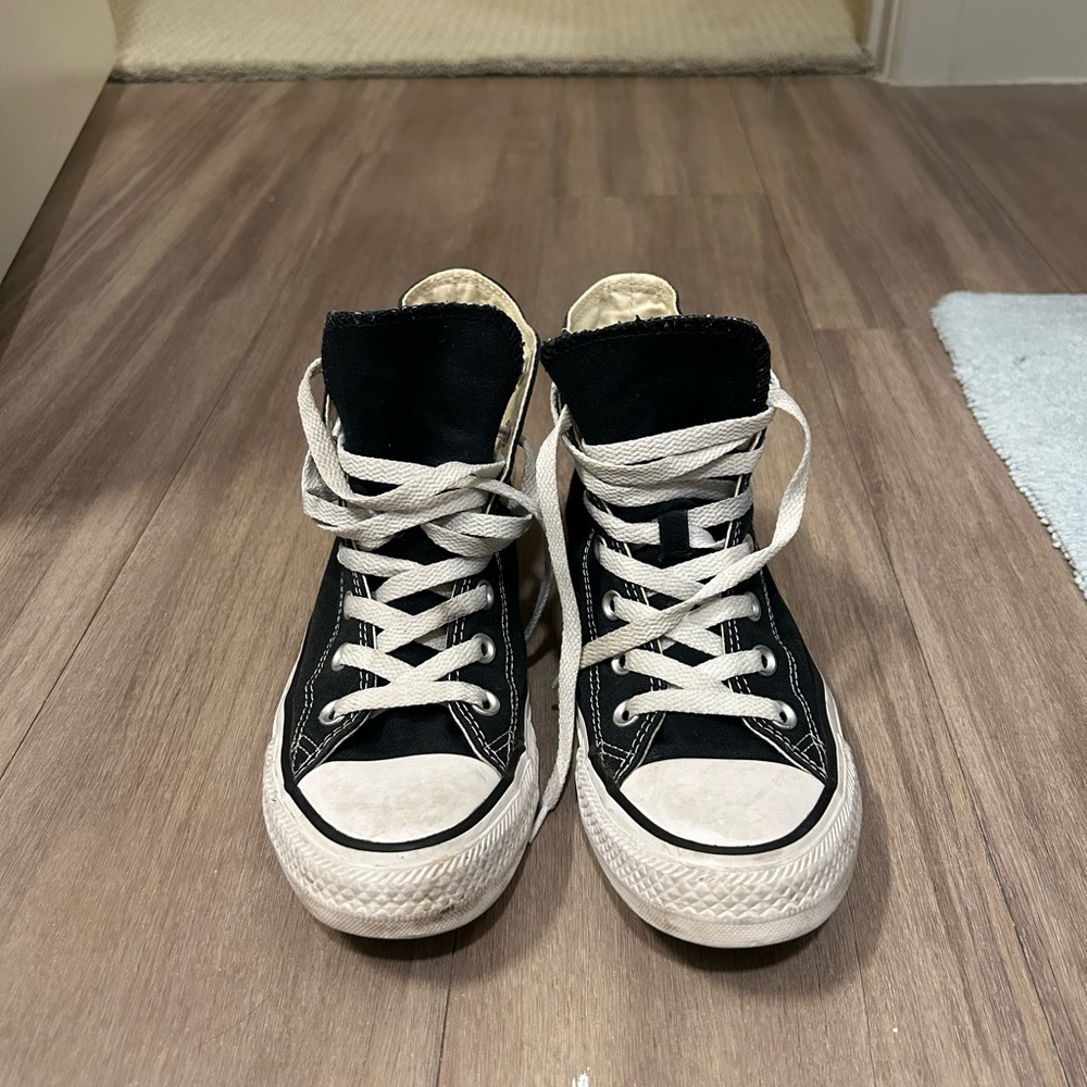 Black high top converse